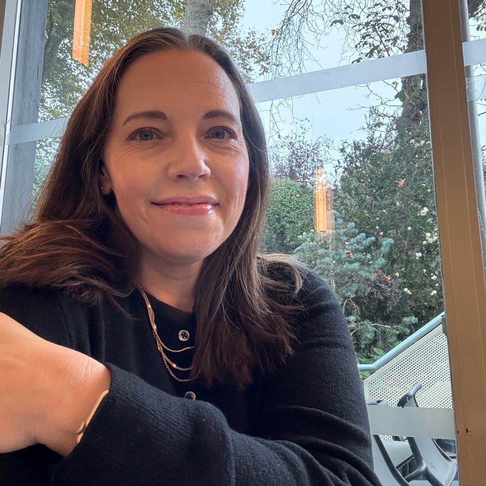 Meet your Posher, Angela
